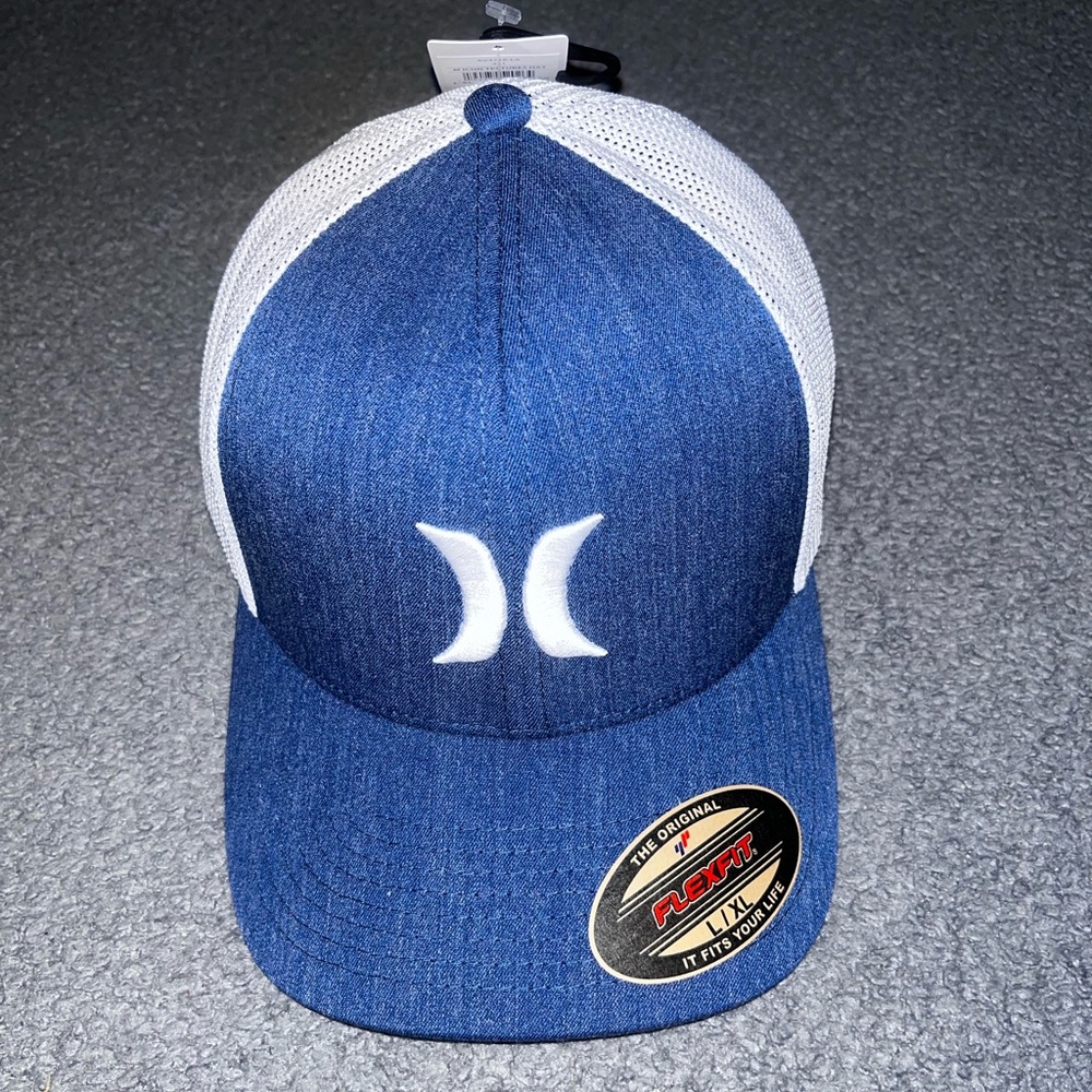 Hurley Blue/White Flexfit Cap Size L/XL